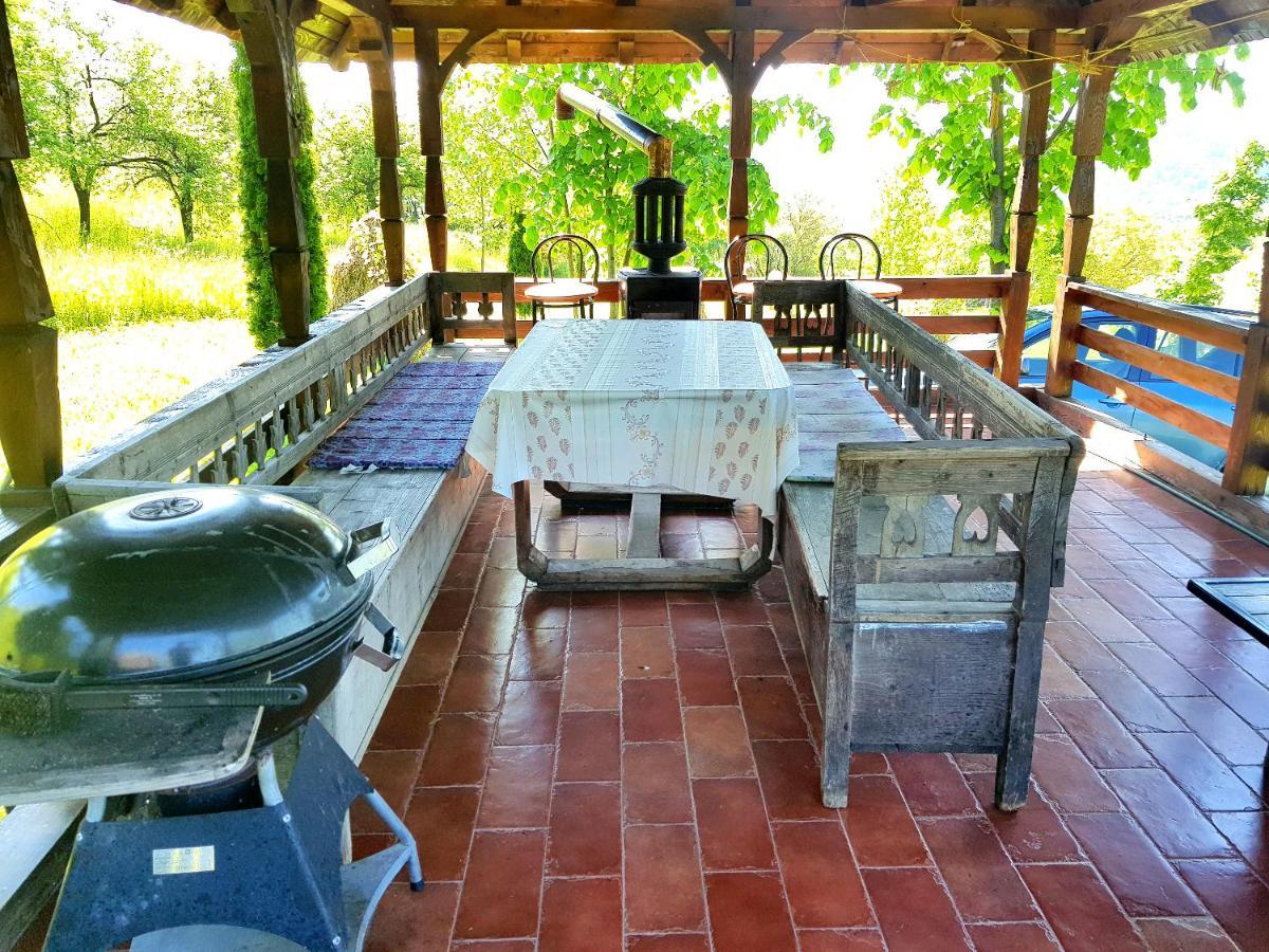 Ninga Rai Villa Poienile Izei Exterior foto